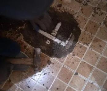 博白卫生间漏水维修公司为您分享下卫生间渗水如何处理及注意事项